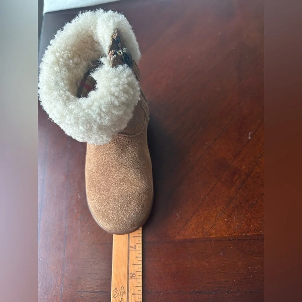 UGG tan boots